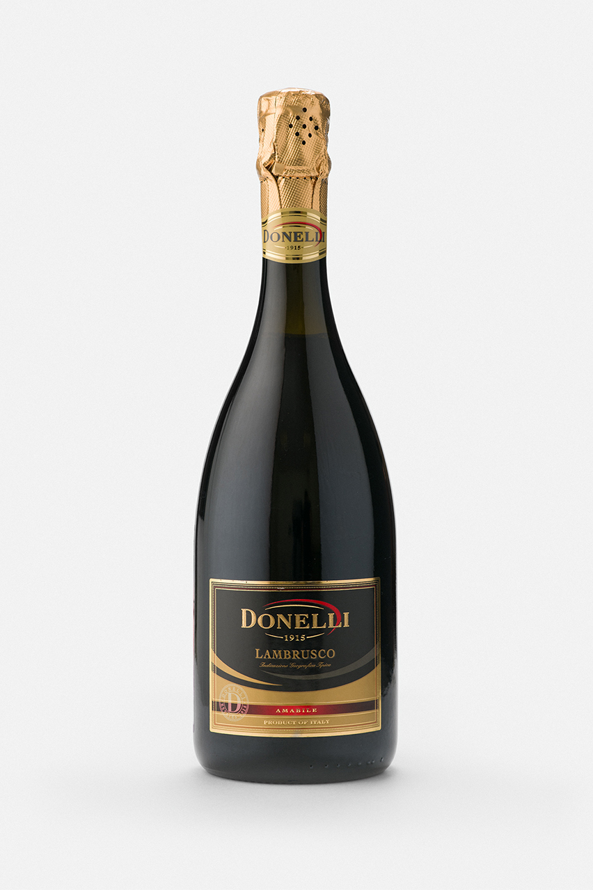 Игристое вино Донелли Ламбруско дель'Эмилия Россо Амабиле, IGT, красное, полусладкое, 0.75 л