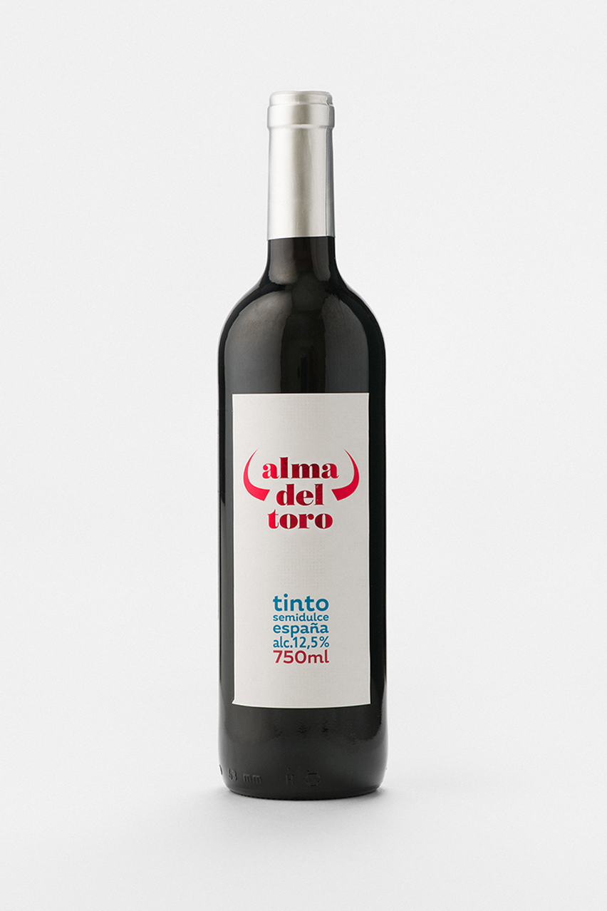 Вино Альма дель Торо, красное, полусладкое, 0.75л