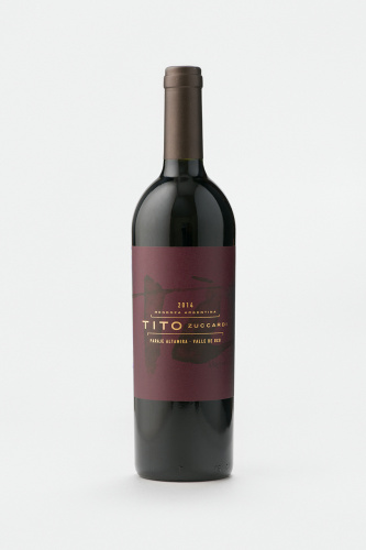 Вино Тито Зуккарди